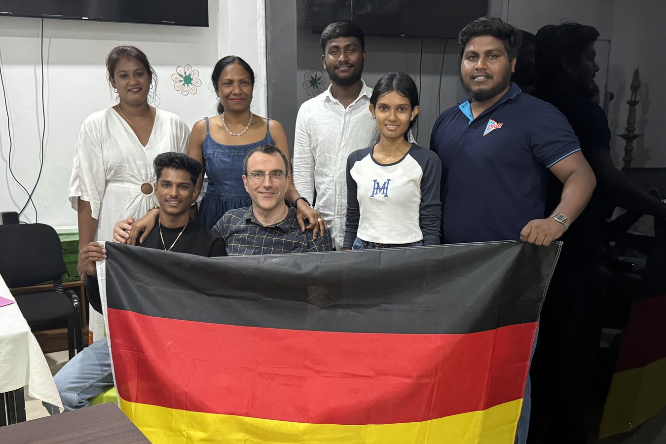 MALIROSA students celebrating with a German flag